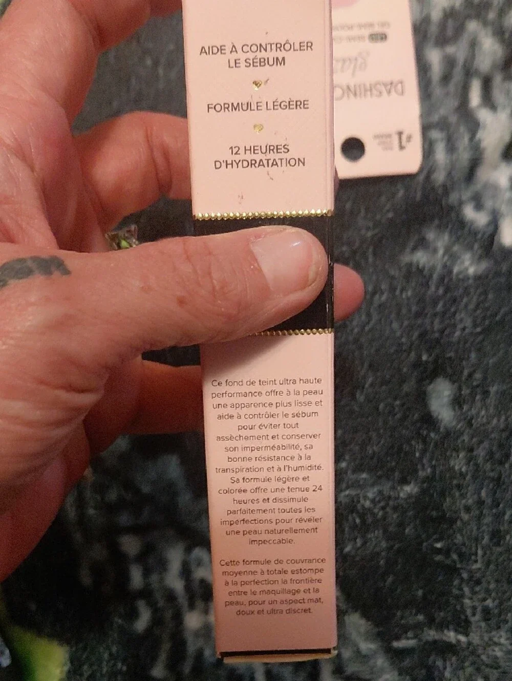 Too Faced Born This Way Soft Matte Oil Control Foundation - Light Pink Box